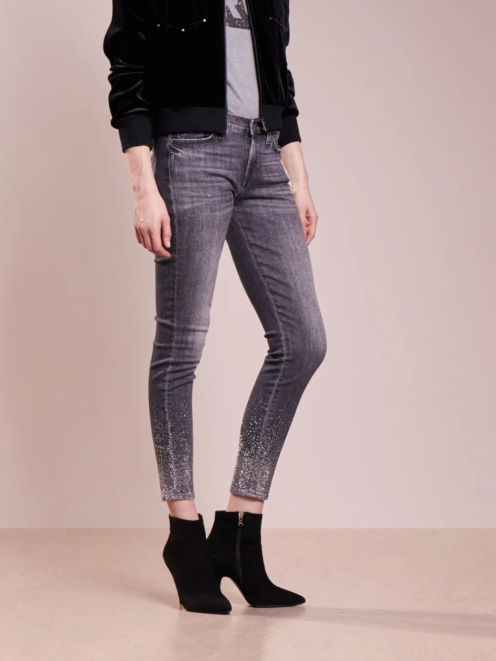 NWT- 7 For All Mankind Skinny Crop Slim Illusion Black Crystals Size 27
